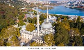 Eyüp Sultan Camii ve Türbesi – Huzur Dolu İçsel Bir Yolculuk