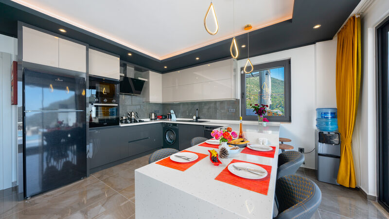 Antalya Kalkan İslamlar Mevkii 4 Kişilik Korunaklı Villa Güney SFR3000-3