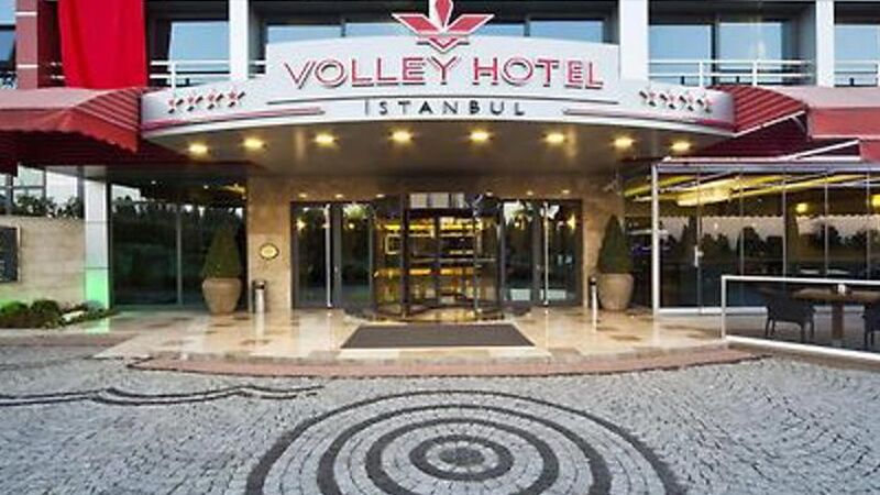 VOLLEY HOTEL