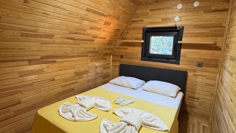 Sakarya Sapanca Rüstempaşa Mevkii Bungalov ve Tiny House SFRS-1111