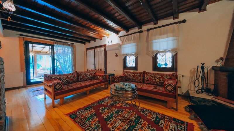 Sakarya Sapanca Göl Mevkii Ön Villa 3 Yatak Odalı SFRS3000-11