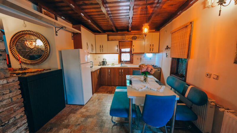 Sakarya Sapanca Göl Mevkii Ön Villa 3 Yatak Odalı SFRS3000-11