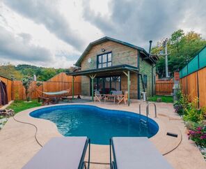 1000 Bungalov Sapanca / Nailiye