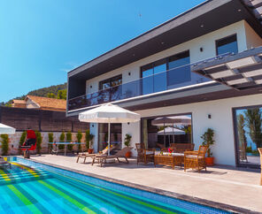 1017 Antalya Kalkan / İslamlar