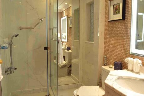 UMRE ZİYARETİ İKRAM TURİZM 06 ARALIK i1253 7 GÜN