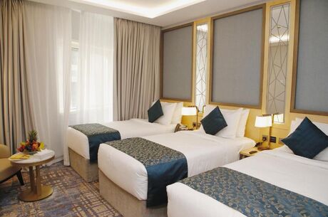 UMRE ZİYARETİ İKRAM TURİZM 06 ARALIK i1253 7 GÜN