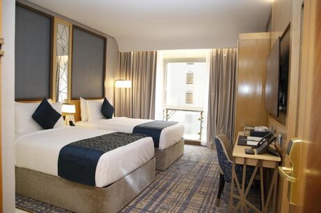 UMRE ZİYARETİ İKRAM TURİZM 06 ARALIK i1253 7 GÜN