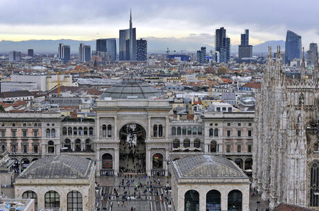 Klasik İtalya Turu (Milano Gidiş Napoli Dönüş) 5 Gece 6 Gün