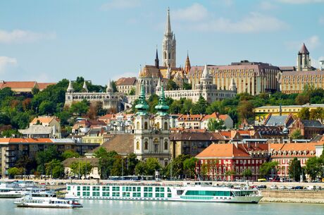 Orta Avrupa Turu 6 Gece 7 Gün (Prag Gidiş-Budapeşte Dönüş)